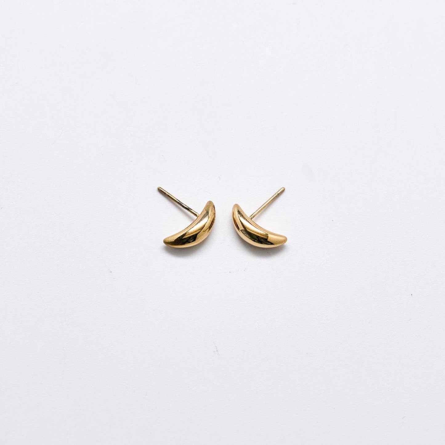 Luna Curved Gold Stud Earrings